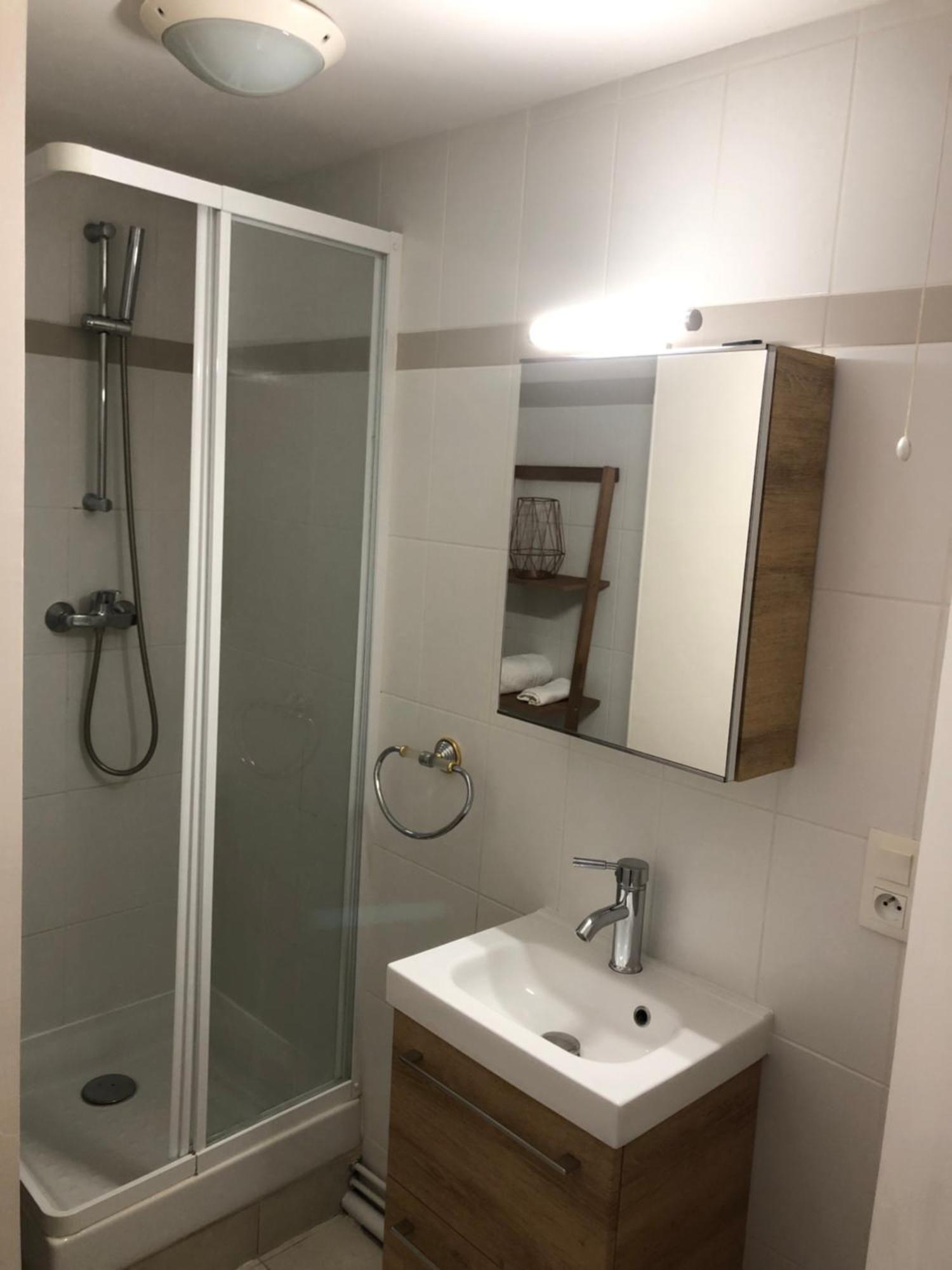 Logement Centre Ville D'Epernay Avec Parking Prive Εξωτερικό φωτογραφία